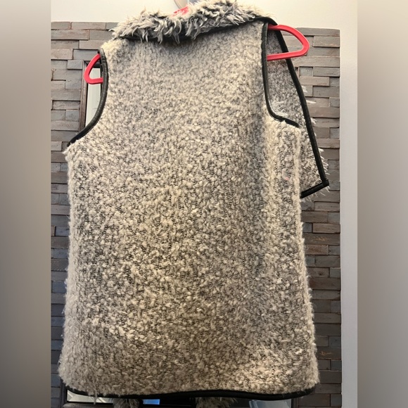 Shearling Vest - Picture 2 of 2